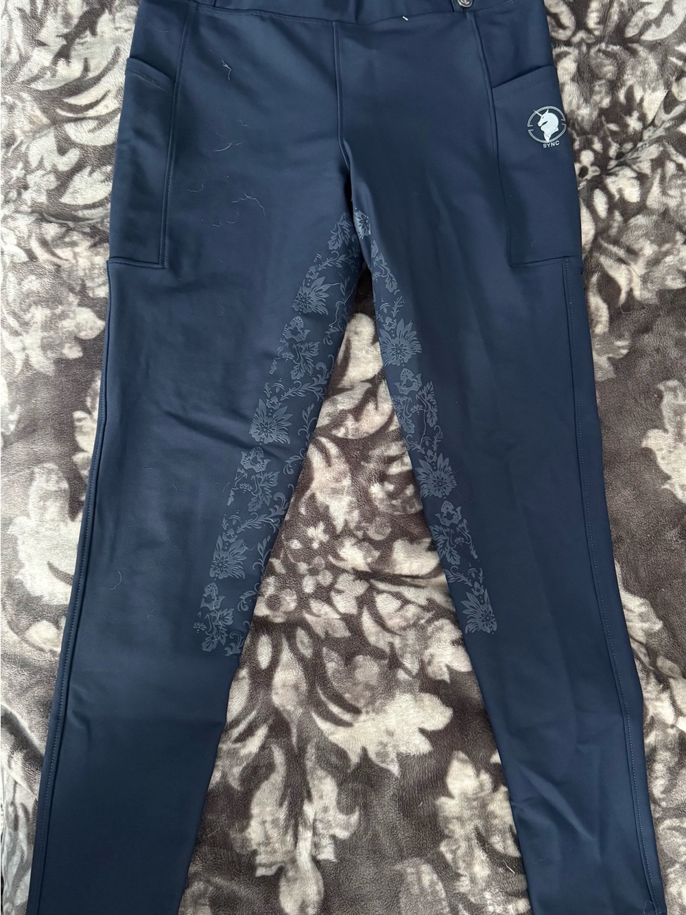 Sync Equestrian Lacey Full-seat breeches
Size Large